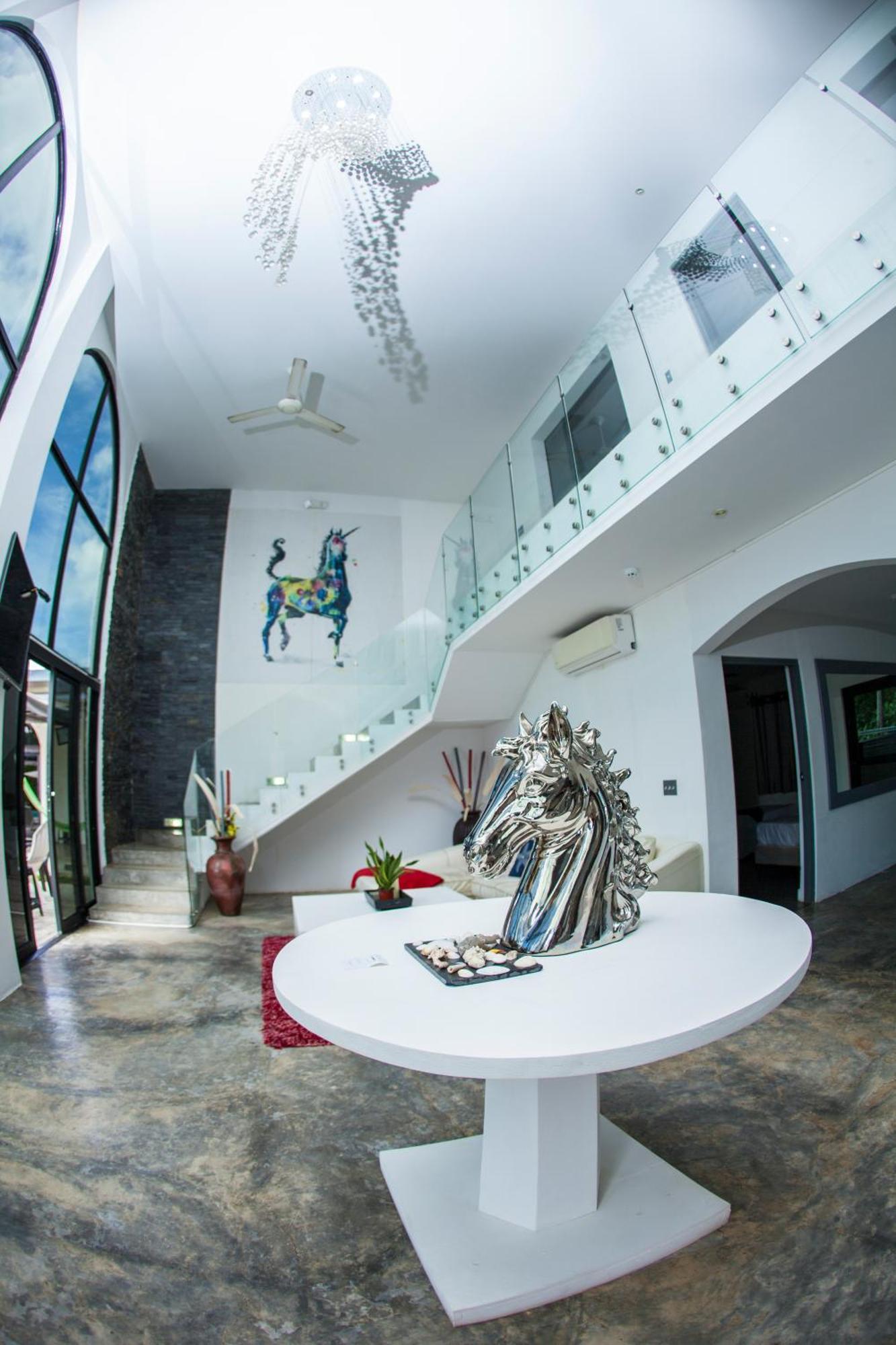 Show Pony Beach Resort And Suites Las Lajas  Esterno foto
